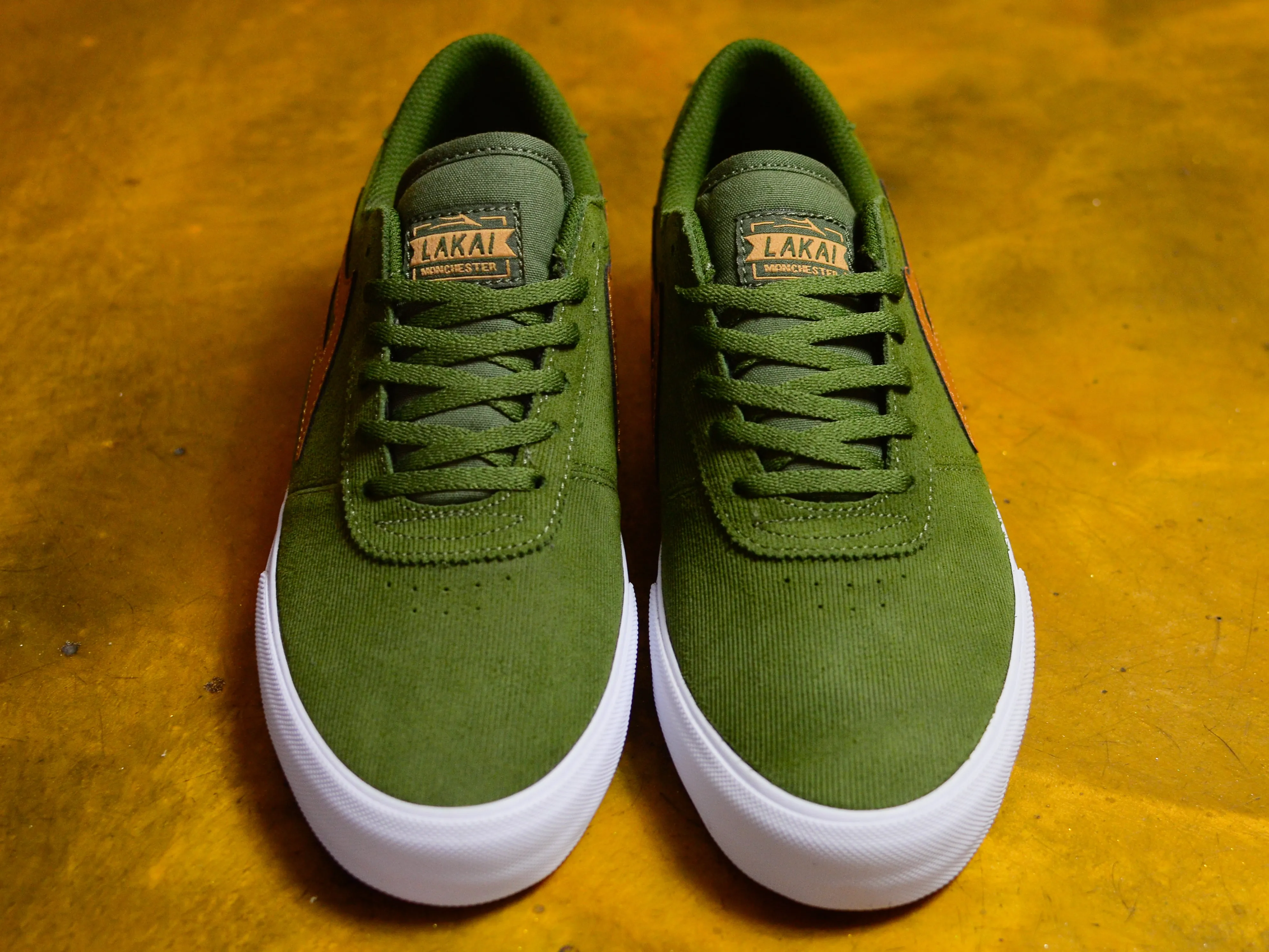 Manchester - Olive / Cord Suede